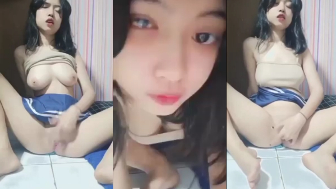 Bokep SMA cantik sange colmek banjir