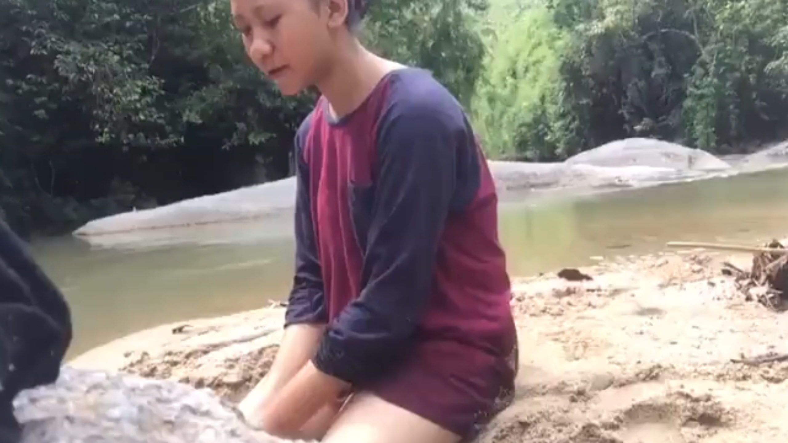 Bokep bocil smp nekat ngewe d sungai