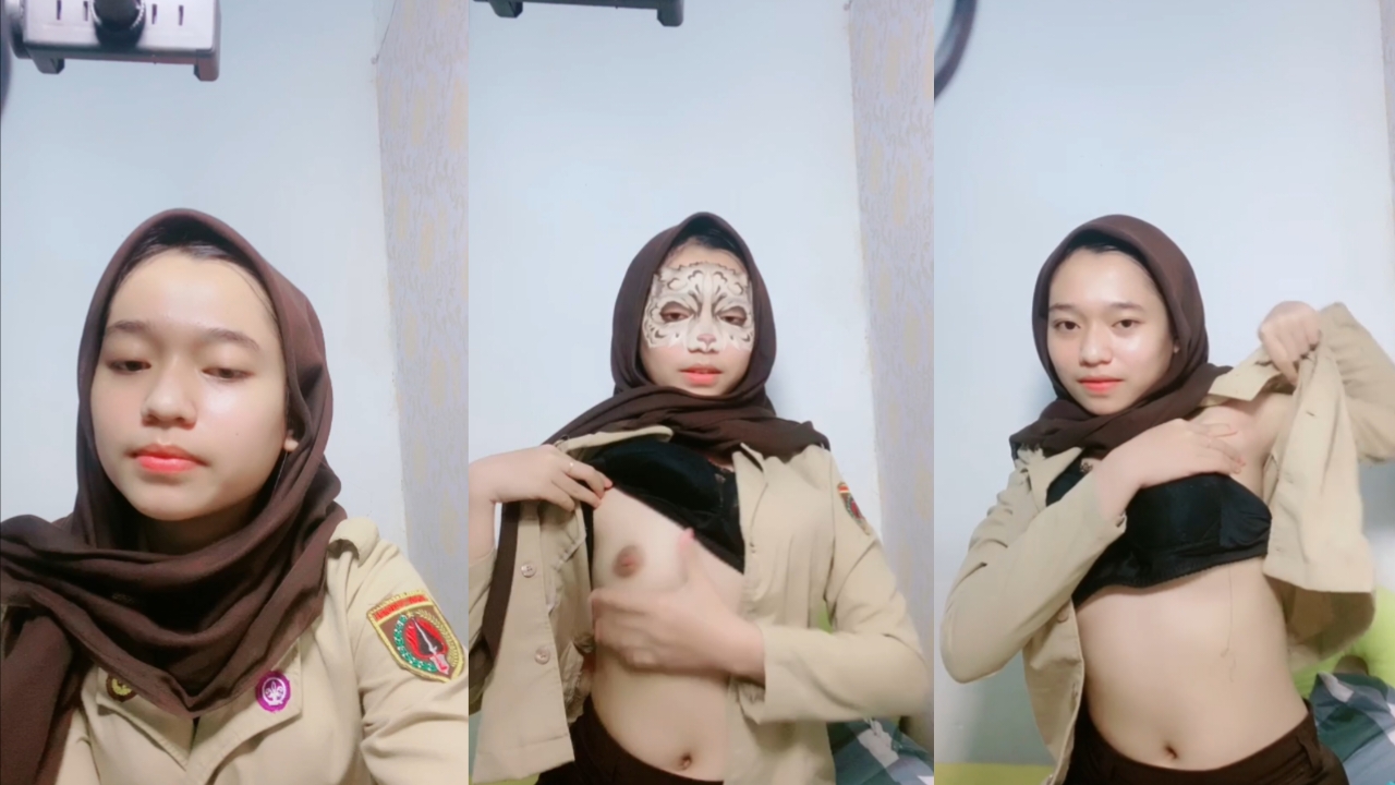 Bokep smp terbaru Rena pramuka live pamerin tete