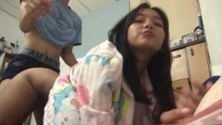 Bokep bocil SMP mesum ajakin ngewe adik cantik