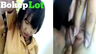 Bokep SMP Abg pramuka di perkosa teman kelas